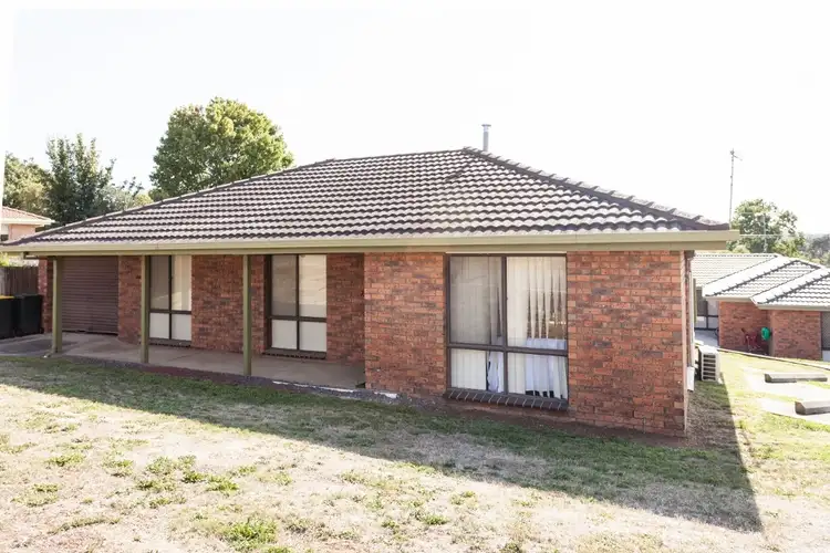 3/5 McCarthy Avenue, Warragul VIC 3820