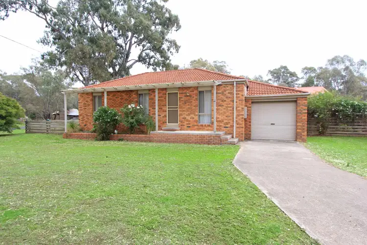 44 Shakespeare Street, Heathcote VIC 3523
