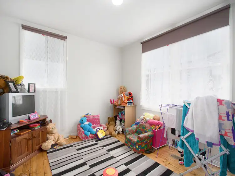 Sixth view of Homely house listing, 1/24 Colman Street, Warragul VIC 3820