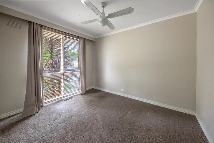 Seventh view of Homely house listing, 15 Old Farm Way, Romsey VIC 3434