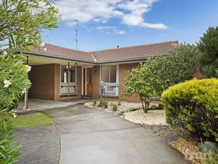 5 Madigan Court, Highton VIC 3216