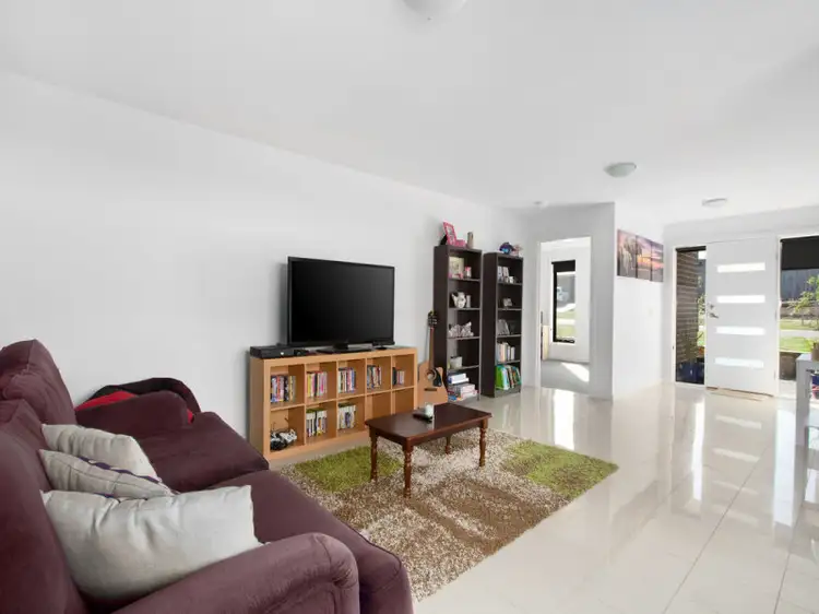 Second view of Homely house listing, 2 Wordsworth Court, Drouin VIC 3818