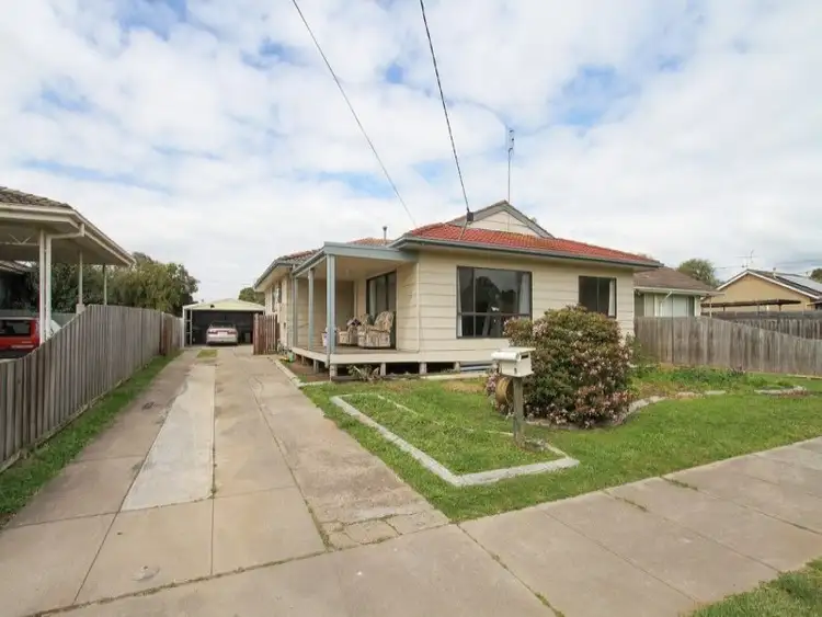 4 Cartledge Way, Sale VIC 3850