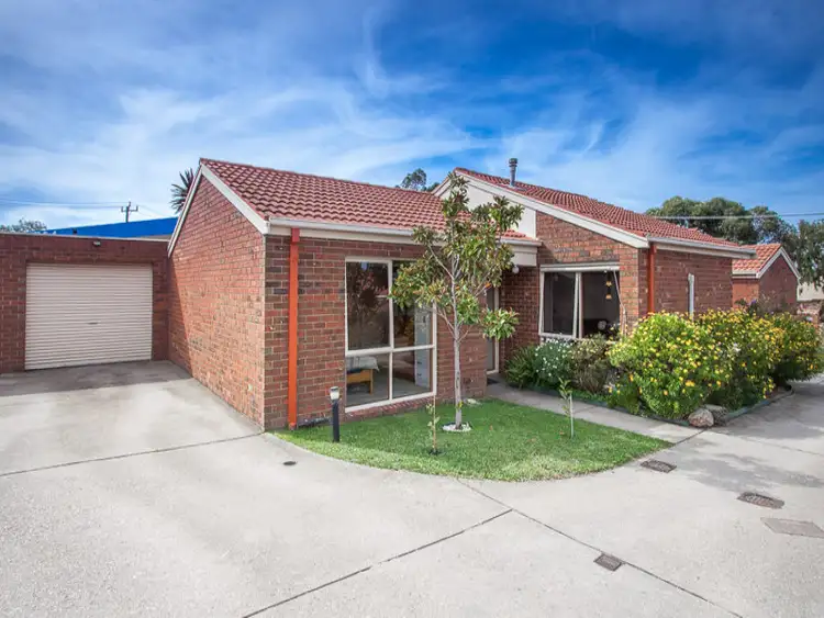 5/58-60 Ligar Street, Sunbury VIC 3429