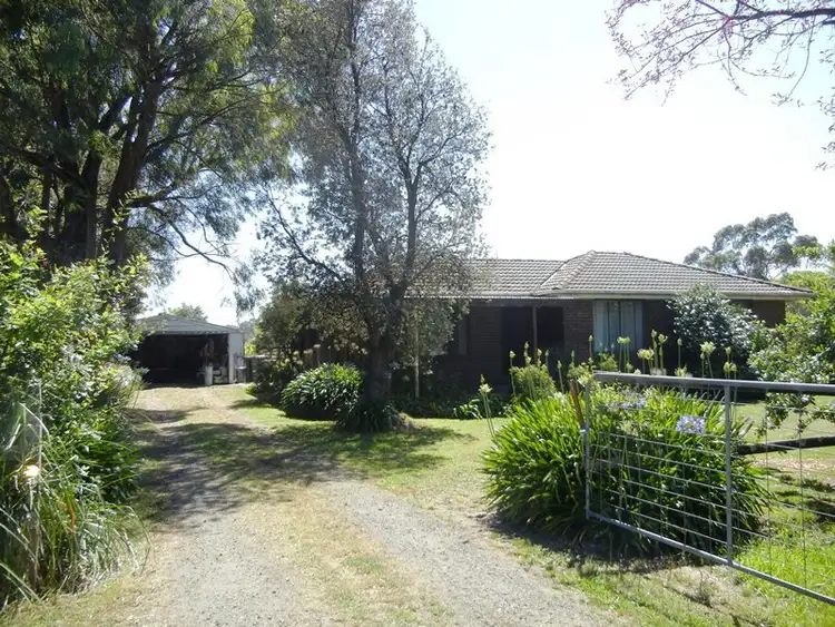74 Cook Road, Longwarry VIC 3816