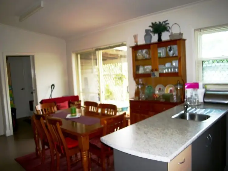 Fifth view of Homely house listing, 8 WEHL STREET NORTH, Mount Gambier SA 5290