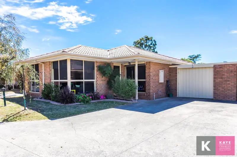 Main view of Homely unit listing, 8/7-9 Beaconsfield Avenue, Beaconsfield VIC 3807