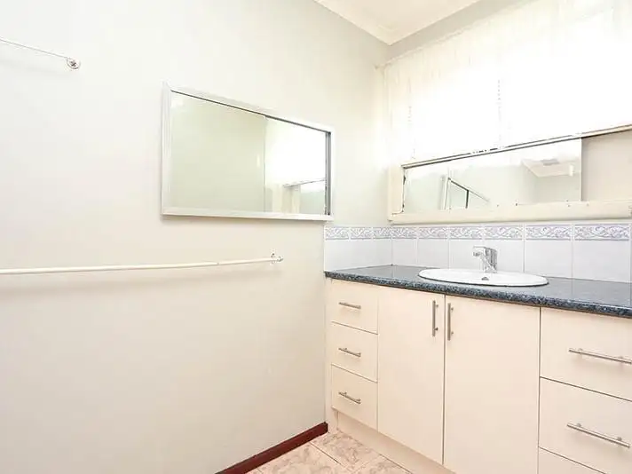 Fourth view of Homely house listing, 128 Edgars Road, Thomastown VIC 3074
