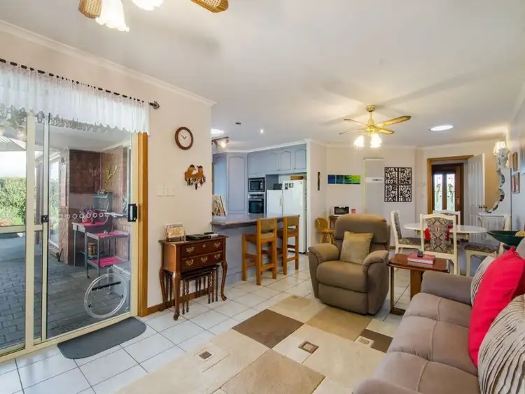 Sixth view of Homely house listing, 9 Braxton Close, Mount Gambier SA 5290