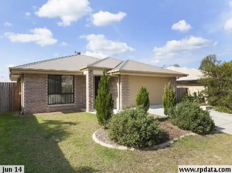 3 Hazelnut St, Loganlea QLD 4131