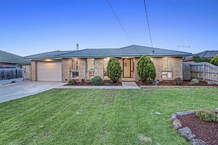 15 Belinda Close, Kilsyth VIC 3137