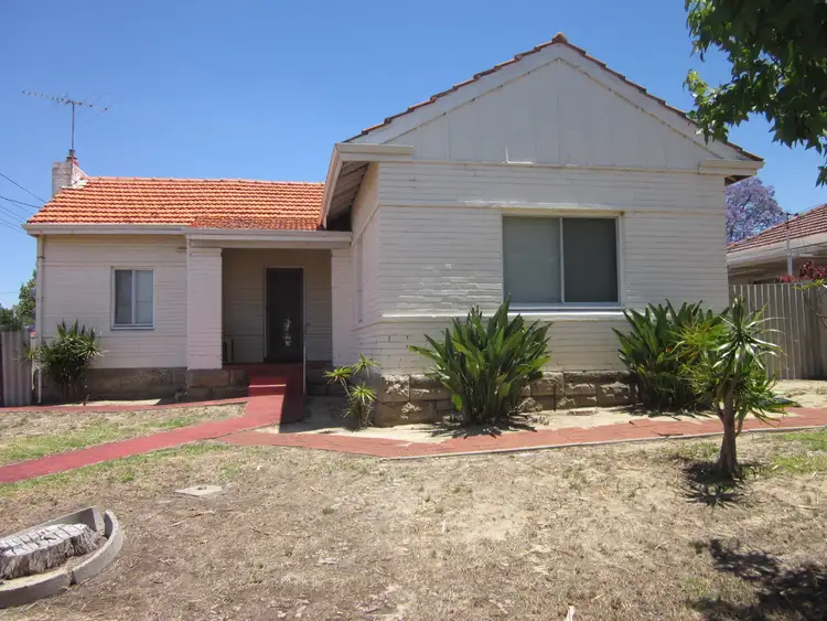 131 Lansdowne Rd, Kensington WA 6151