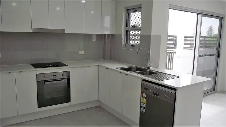Second view of Homely unit listing, 9/39 Landsborough Ave, Scarborough QLD 4020