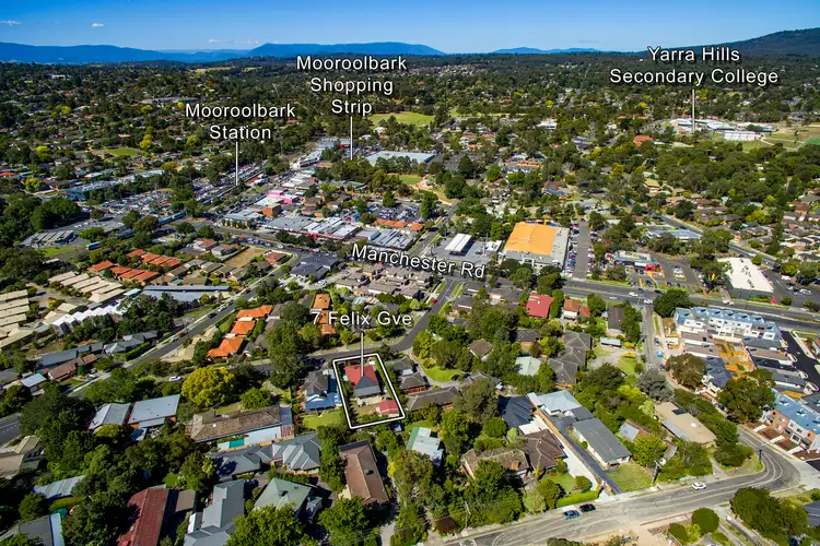 Second view of Homely house listing, 7 Felix Grove, Mooroolbark VIC 3138