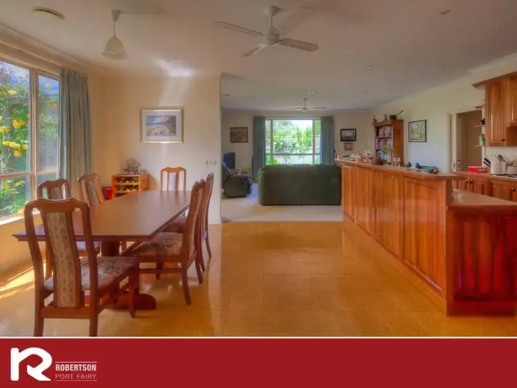 8 Terjesen Court, Port Fairy VIC 3284