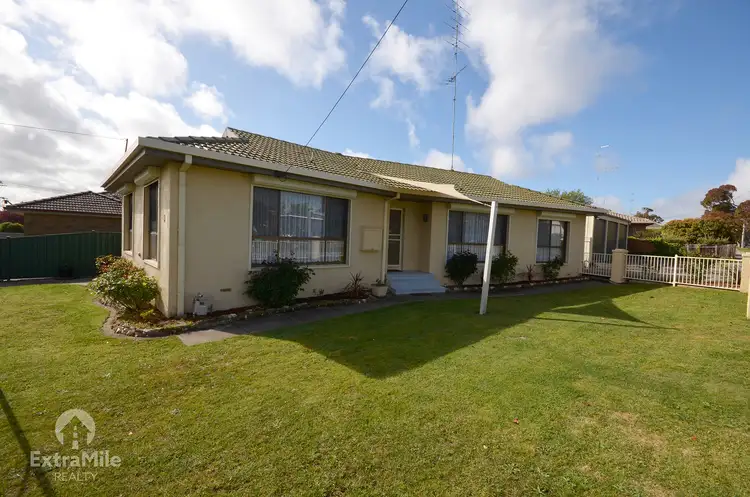 Main view of Homely house listing, 3 Theobald Street, Wendouree VIC 3355