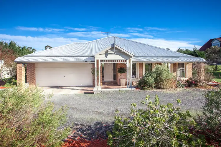 11 Edwards Street, Riddells Creek VIC 3431