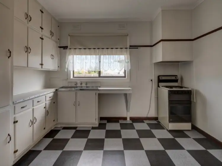 Fifth view of Homely house listing, 82 Crawley Street, Warrnambool VIC 3280
