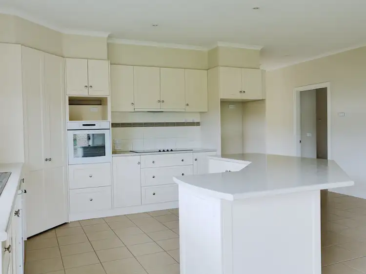 Fourth view of Homely house listing, 8 Cambridge Drive, Mansfield VIC 3722