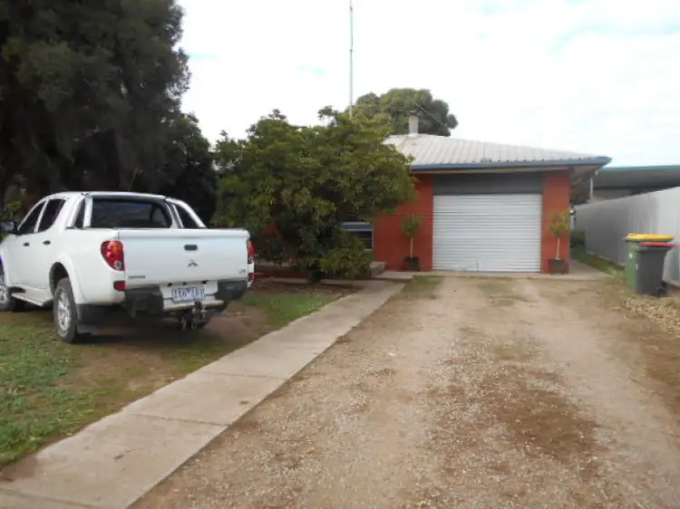 31 Tasman Street, Wakool NSW 2710