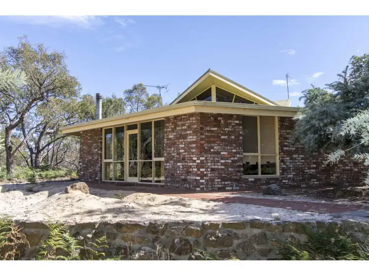 135 John McPhees Drive, Toolondo VIC 3401