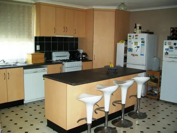 Fifth view of Homely house listing, 11 McARTHUR STREET, Mount Gambier SA 5290