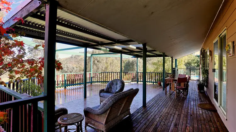 142 Dry Creek Road, Bonnie Doon VIC 3720