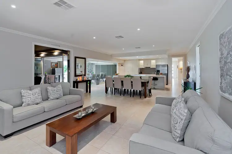 10 Sauerbiers Rd, Seaford Meadows SA 5169