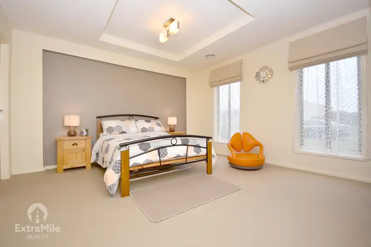 Fifth view of Homely house listing, 2 Leicester Court, Alfredton VIC 3350