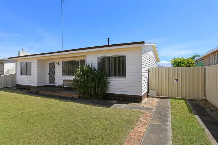 13 McDonald Avenue, Hamilton VIC 3300