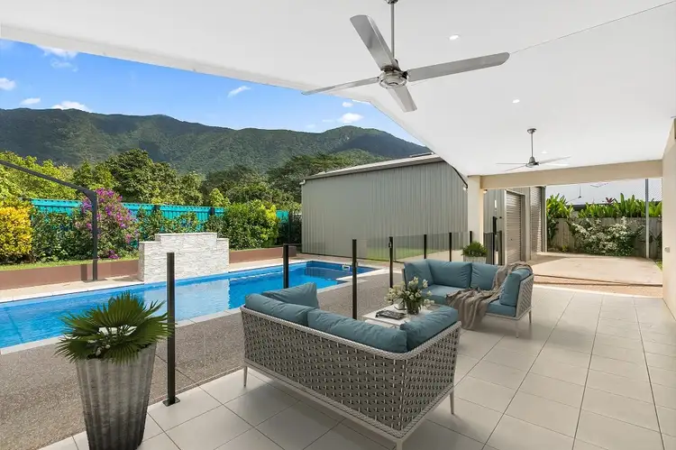 38 Tyrconnell Crescent, Redlynch QLD 4870