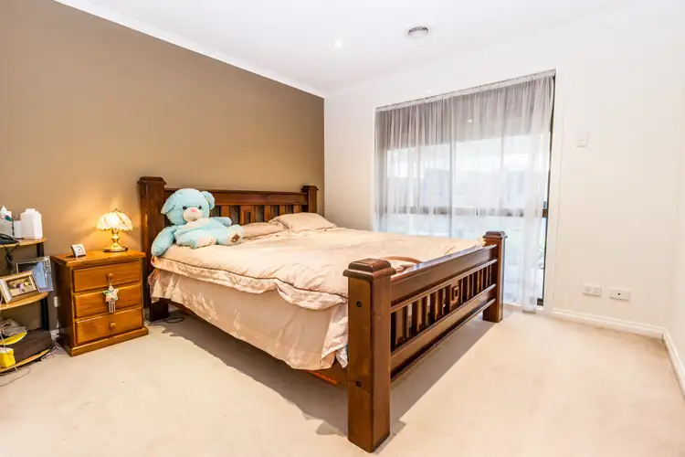 Third view of Homely house listing, 5 Luke Court, Hampton Park VIC 3976