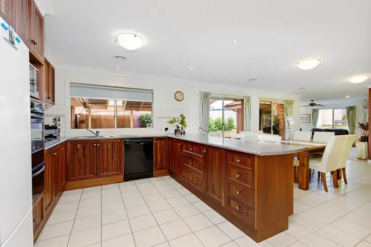 Fifth view of Homely house listing, 8 Emary Court, Yarra Glen VIC 3775