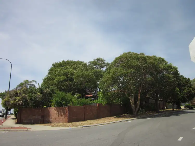 Seventh view of Homely house listing, 16 Cale St, Como WA 6152