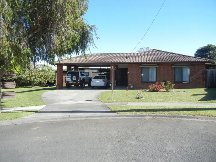 4 Bambra Court, Drouin VIC 3818
