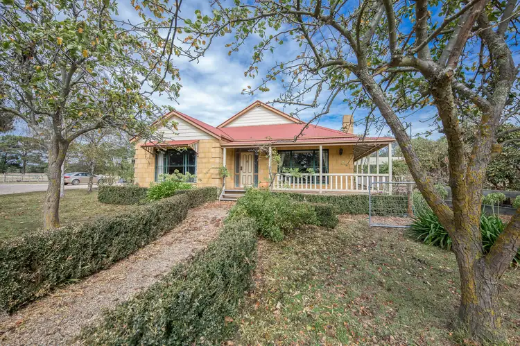88 Mahers Road, Lancefield VIC 3435