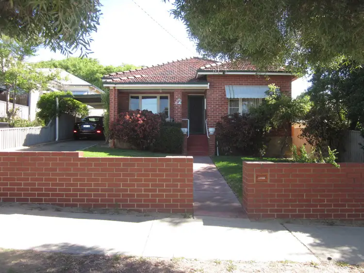 39 Lansdowne Rd, Kensington WA 6151