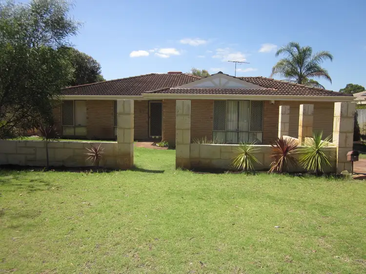 17 Nicholson Loop, Bateman WA 6150