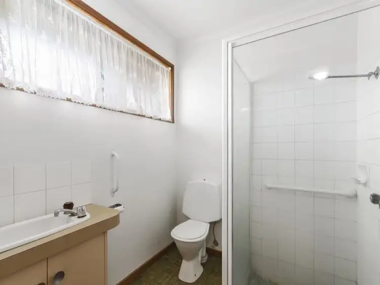 Sixth view of Homely house listing, 4 Aspect Court, Sale VIC 3850