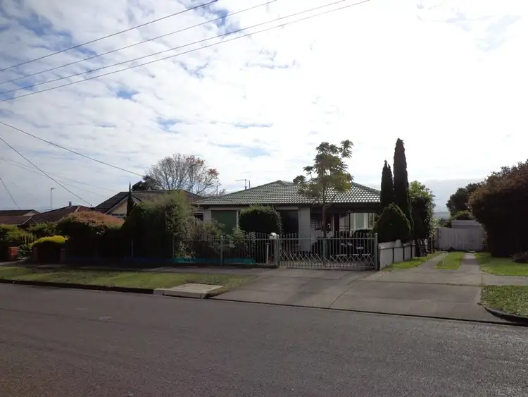 17 Stoddart Street, Moe VIC 3825