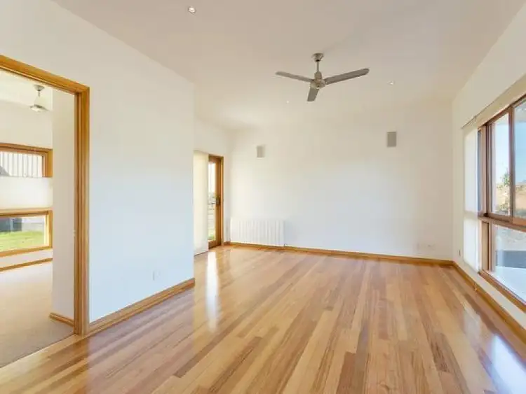 Fifth view of Homely house listing, 2/2 Murphy Street, Castlemaine VIC 3450
