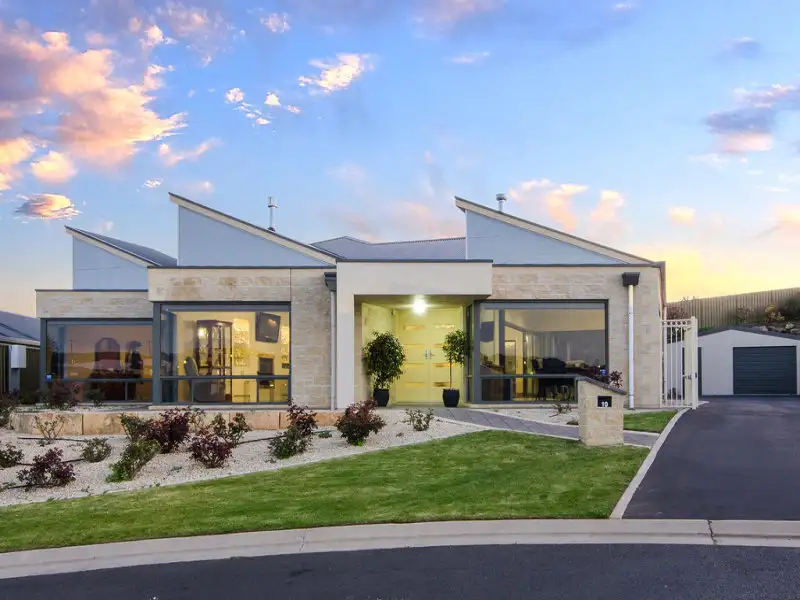 Main view of Homely house listing, 10 DAWN COURT, Mount Gambier SA 5290