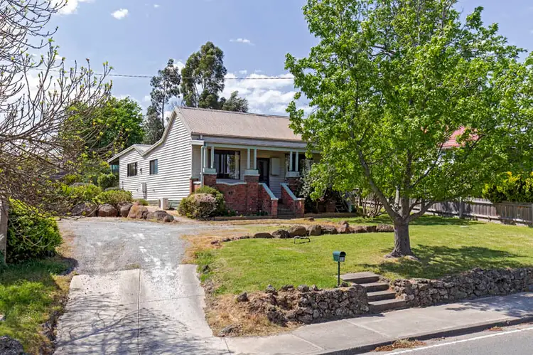 15 Symonds Street, Yarra Glen VIC 3775