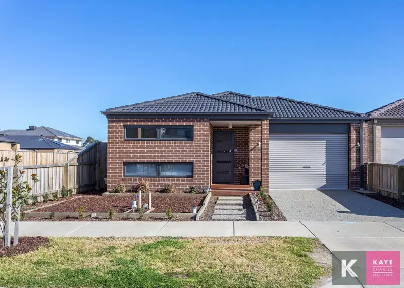Main view of Homely house listing, 17 Double Delight Drive, Beaconsfield VIC 3807