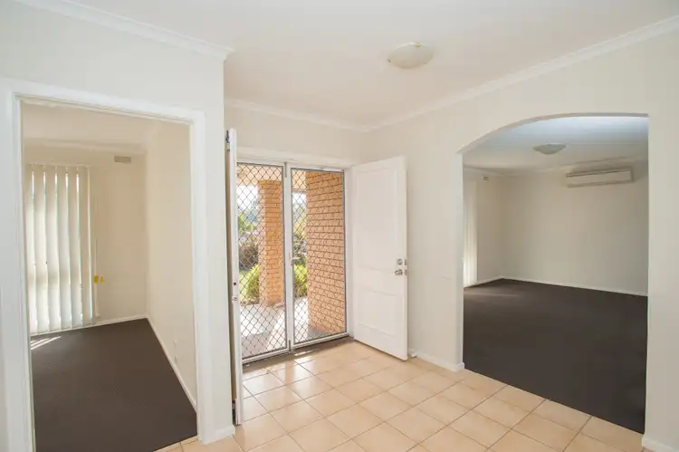 Fifth view of Homely house listing, 2 Charles Street, Drouin VIC 3818