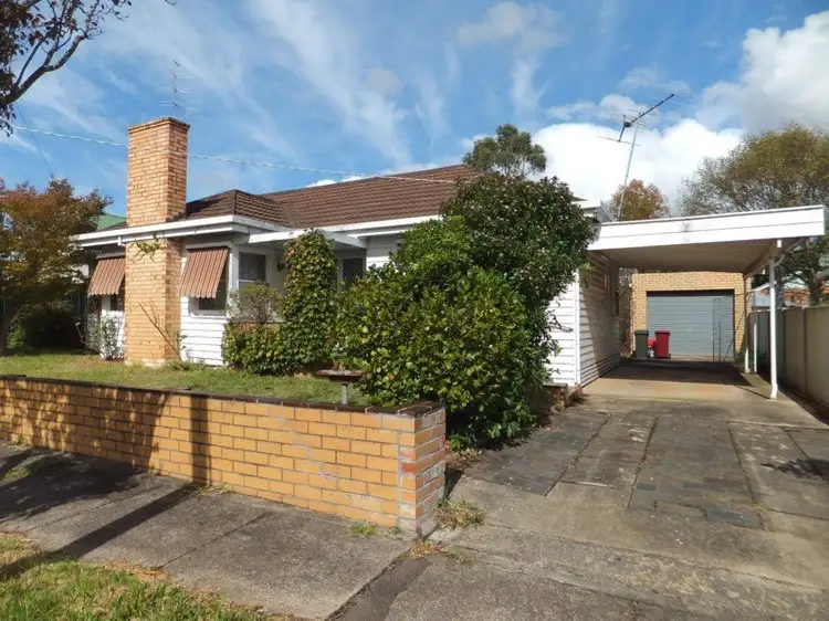 2 Morongo Avenue, Hamilton VIC 3300