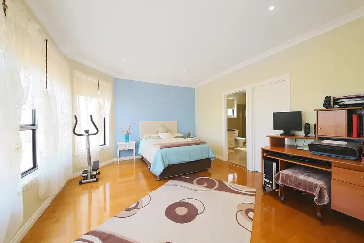 Sixth view of Homely house listing, 12 GAUSSBERG WALK, Roxburgh Park VIC 3064