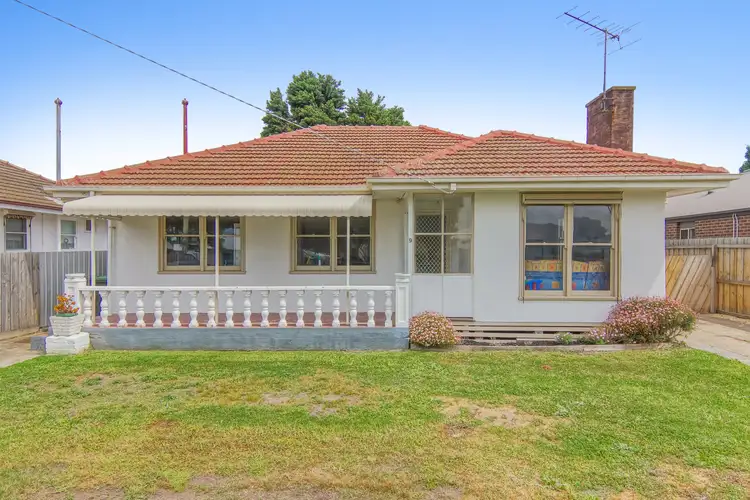 9 Swallow Crescent, Norlane VIC 3214