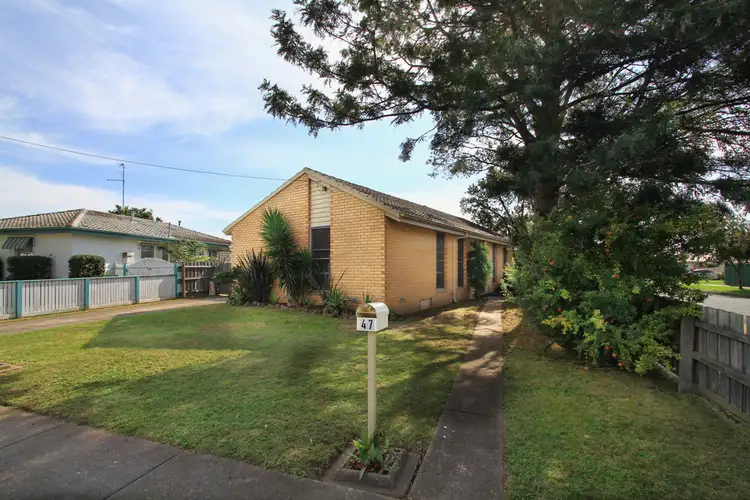 47 Jackson Avenue, Sale VIC 3850