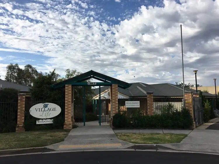 15/2 HANLON COURT, Wodonga VIC 3690